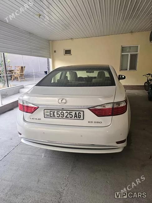 Lexus ES 350, 2013