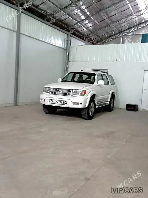 Toyota 4Runner, 2000 — фото 1