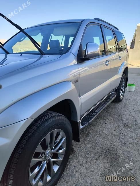 Toyota Land Cruiser Prado, 2005
