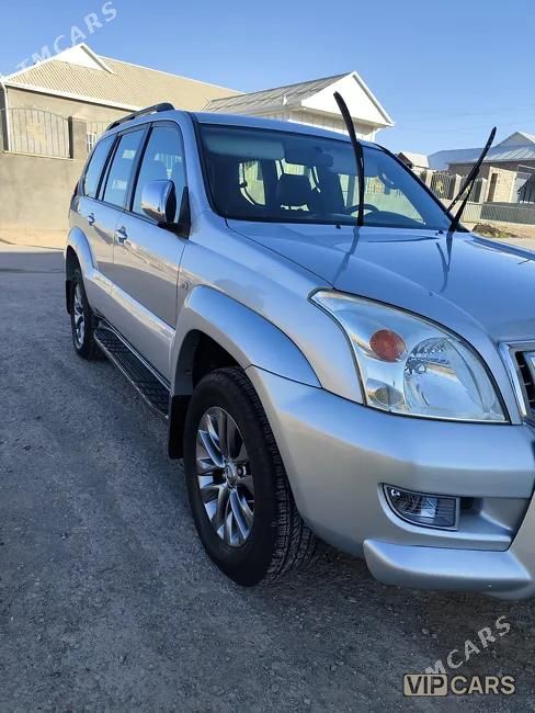 Toyota Land Cruiser Prado, 2005