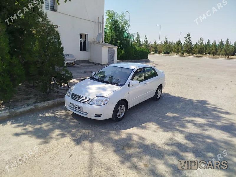 Toyota Corolla, 2004
