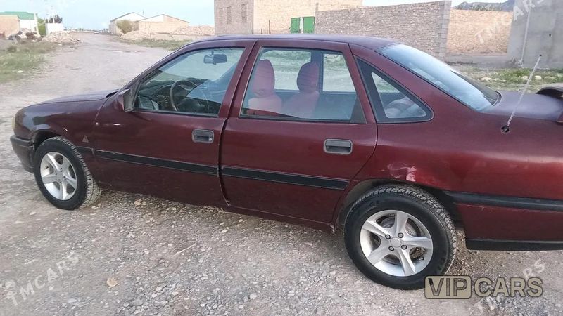 Opel Vectra, 1992