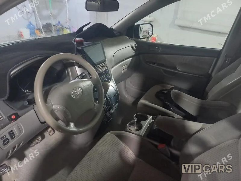 Toyota Sienna, 2008