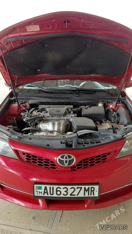 Toyota Camry, 2014