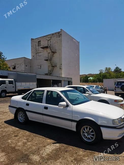 Opel Vectra, 1993