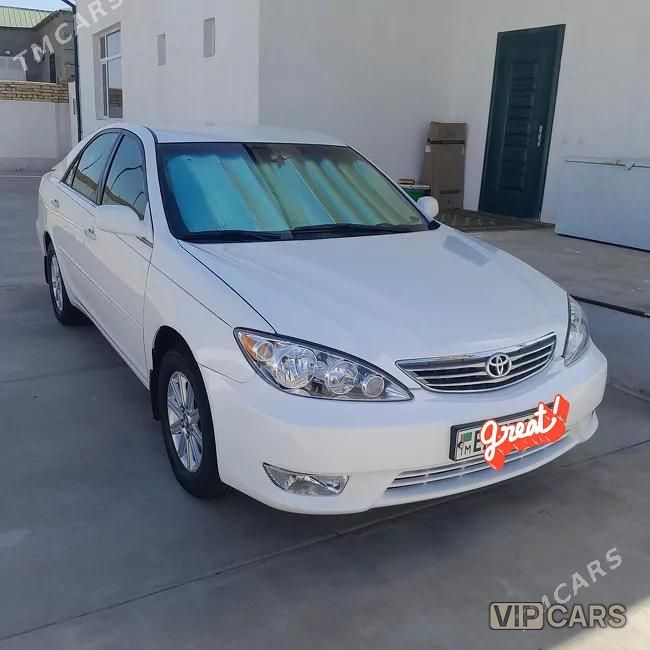 Toyota Camry, 2003