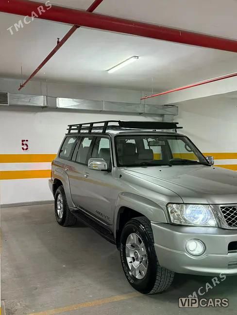 Nissan Patrol, 2005