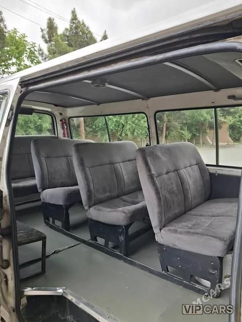 Toyota Hiace, 2003