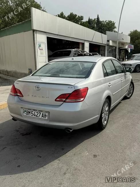 Toyota Avalon, 2009