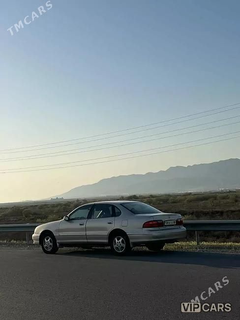 Toyota Avalon, 1998