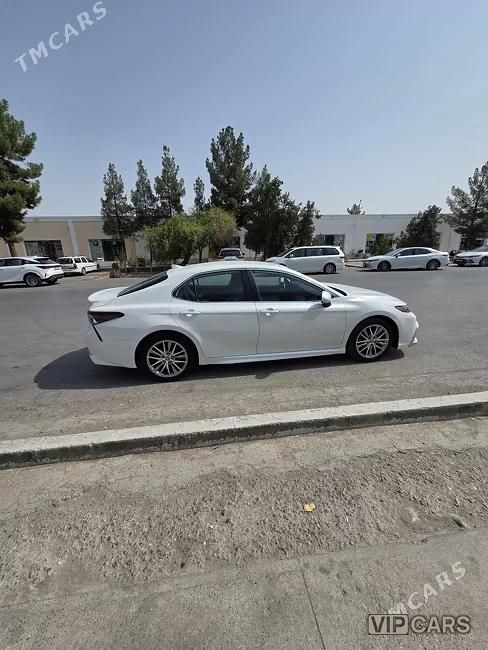 Toyota Camry, 2022