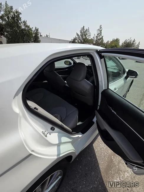 Toyota Camry, 2022