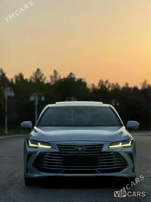 Toyota Avalon, 2020 — фото 1