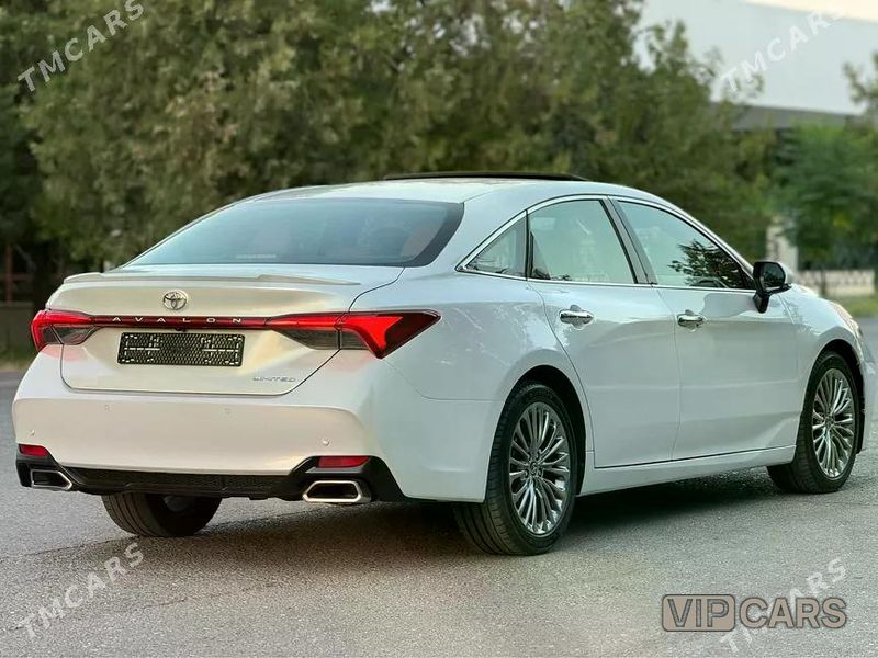Toyota Avalon, 2020