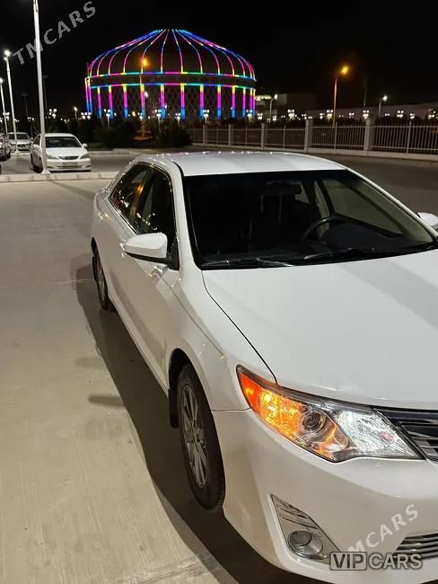 Toyota Camry, 2013