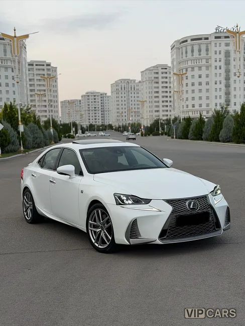 Lexus IS-F, 2019