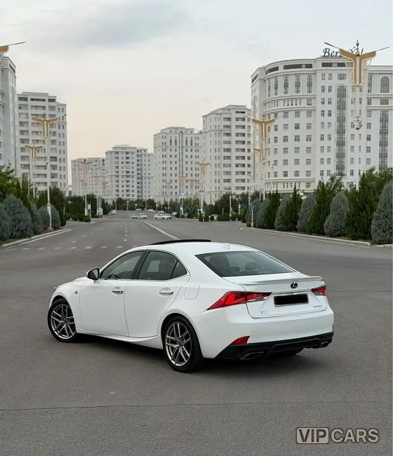 Lexus IS-F, 2019