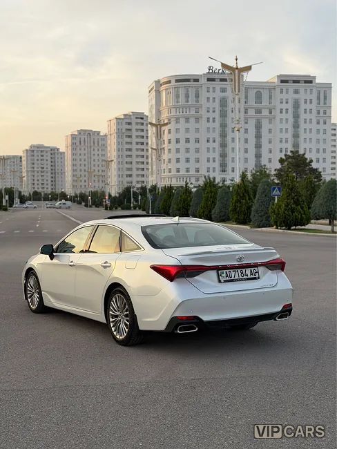 Toyota Avalon, 2019