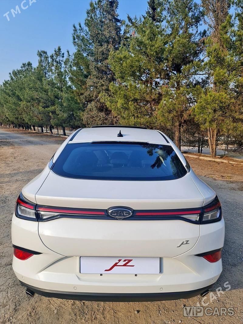 JAC J7, 2023