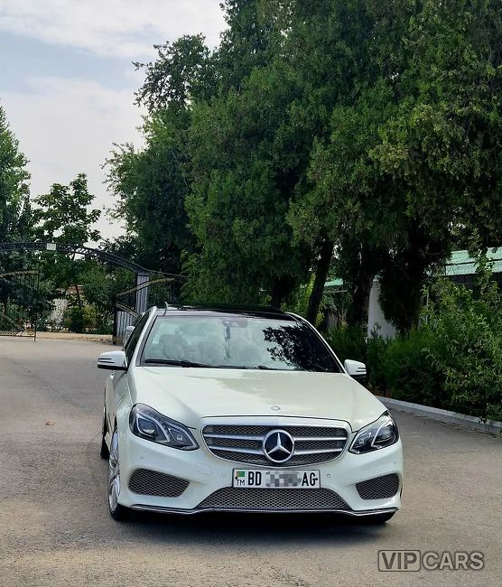 Mercedes-Benz W212, 2010