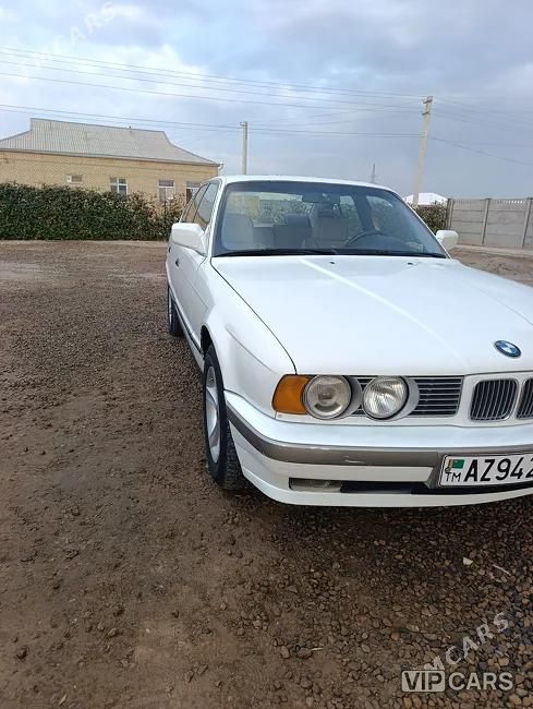 BMW 525, 1989