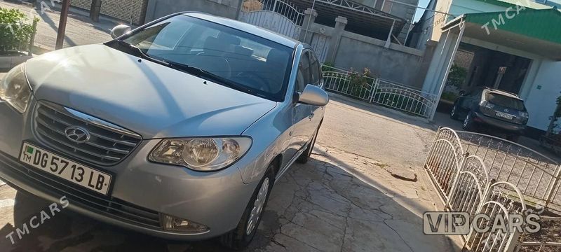 Hyundai Elantra, 2010