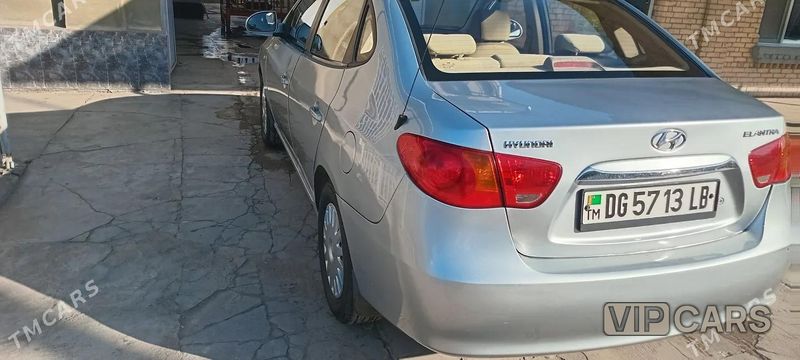 Hyundai Elantra, 2010