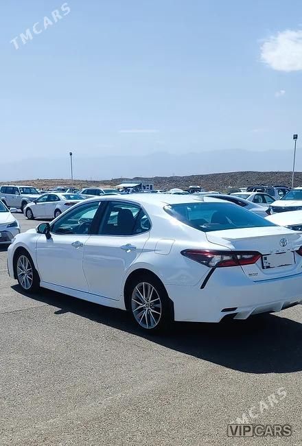 Toyota Camry, 2021