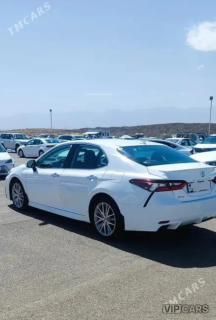 Toyota Camry, 2021 — фото 3