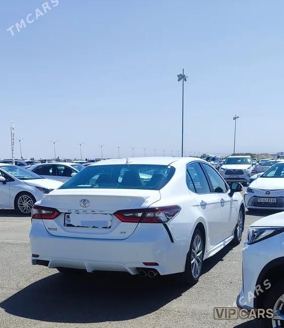 Toyota Camry, 2021