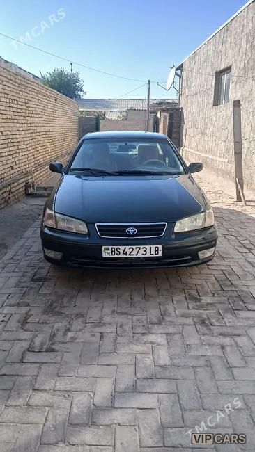 Toyota Camry, 2000