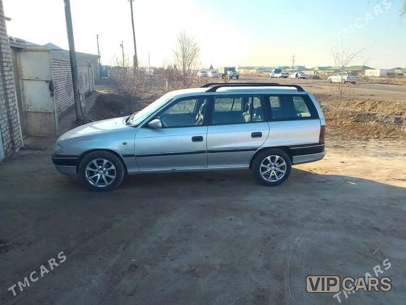 Opel Astra, 1995