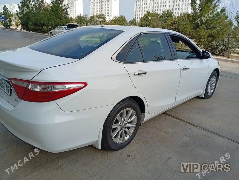 Toyota Camry, 2015