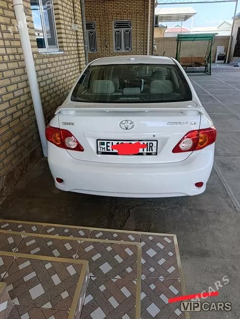 Toyota Corolla, 2010