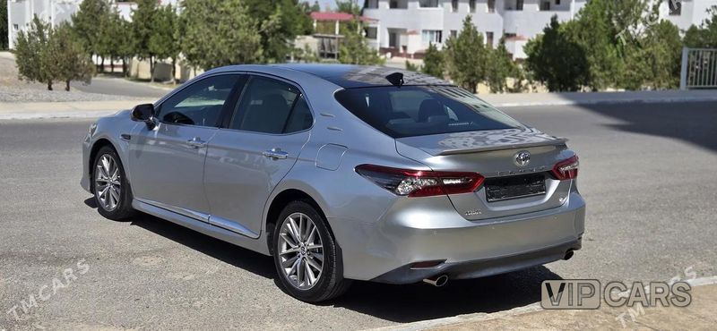 Toyota Camry, 2018