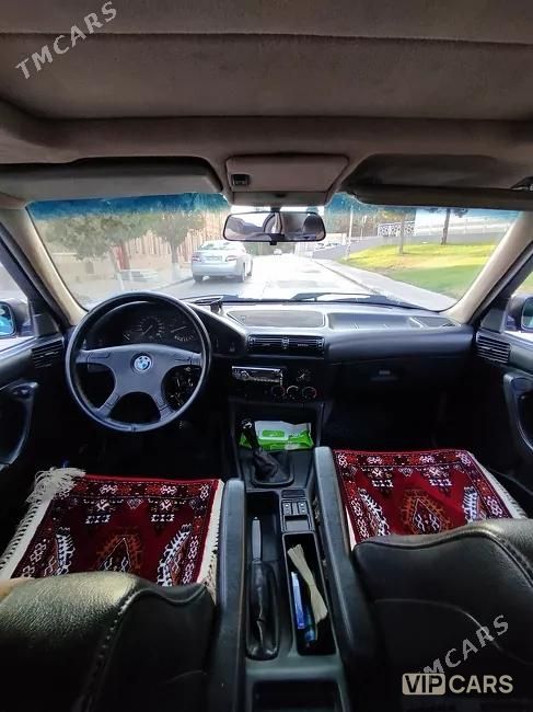 BMW 525, 1992