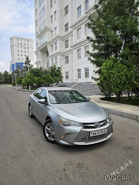 Toyota Camry, 2016