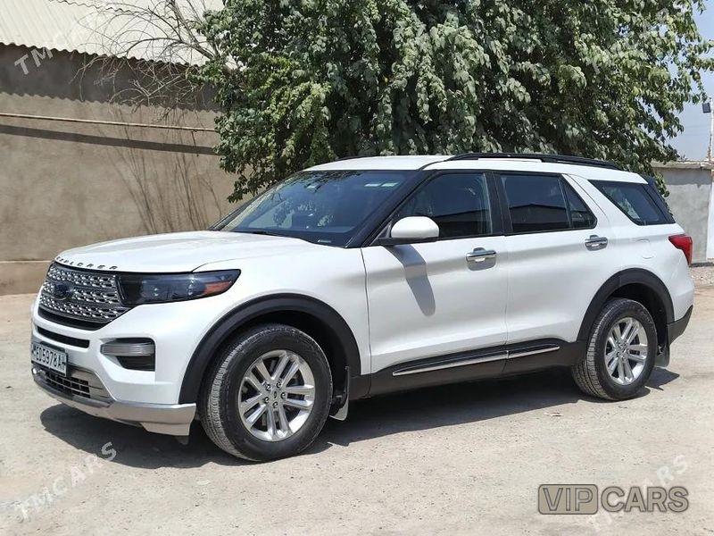 Ford Explorer, 2023