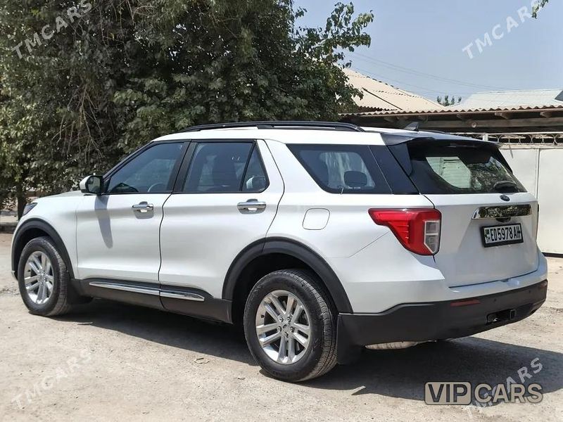 Ford Explorer, 2023