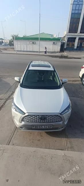 Toyota Corolla Cross, 2024