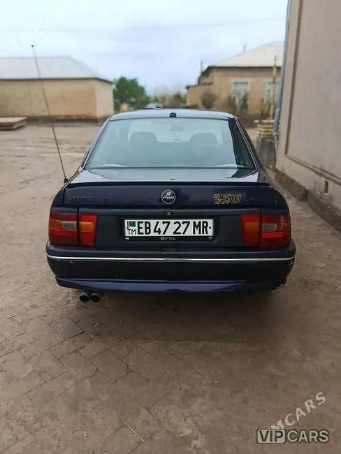 Opel Vectra, 1995