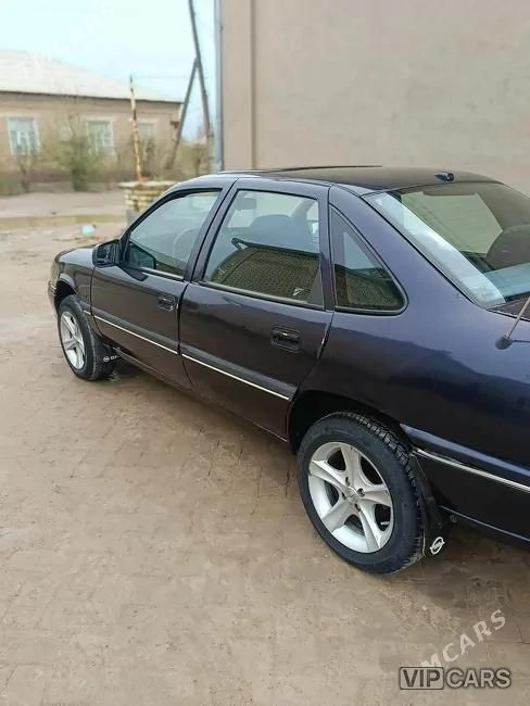 Opel Vectra, 1995