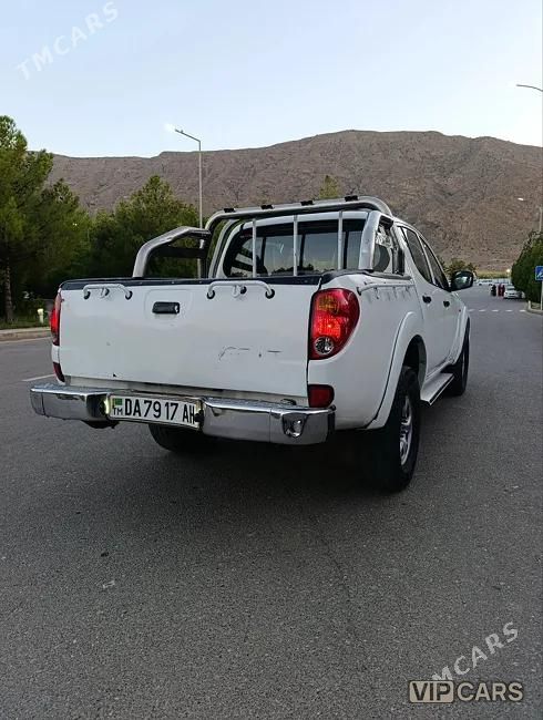 Mitsubishi L200, 2007