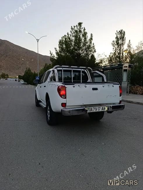 Mitsubishi L200, 2007