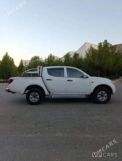 Mitsubishi L200, 2007