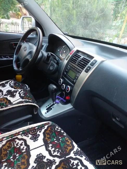 Hyundai Tucson, 2010