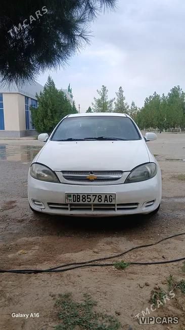 Chevrolet Lacetti, 2004
