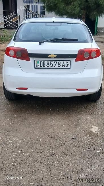 Chevrolet Lacetti, 2004