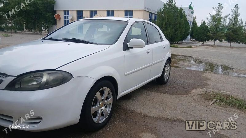 Chevrolet Lacetti, 2004