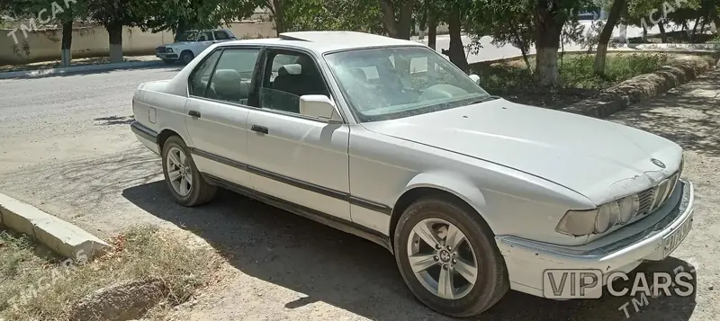 BMW 730, 1992 — фото 1